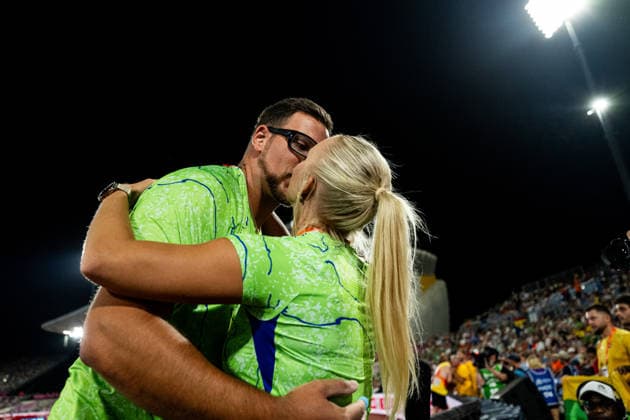 August 13, 2026: Kristjan Ceh of Slovenia celebrates with his wife after the men’s discus throw final on Day 4 of the 2026 European Athletics Championships on August 13, 2026 in Birmingham. Photo by Mathias Bergeld. BILDBYRAN code MB MT1068. track and field, athletics, friidrett, friidrotts EM, 2026 European Athletics Championships, 4 BBENG  Copyright: MATHIASxBERGELD BB260813MB160