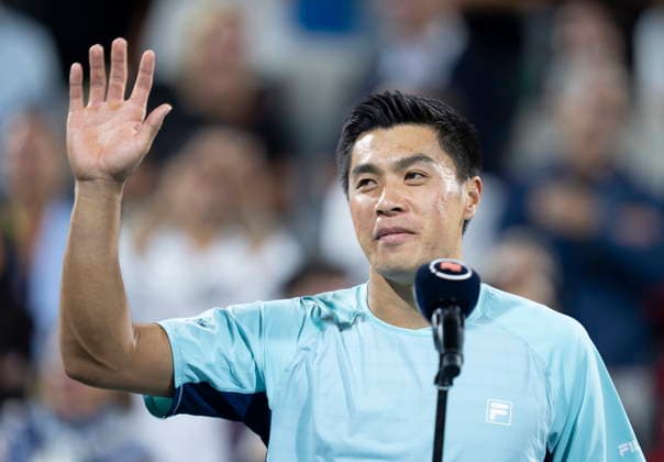 August 13, 2026, Montreal, Pq, Canada: Brandon Nakashima of the United States waves to the crowd following his loss to compatriot Ben Shelton during final tennis action at the National Bank Open in Montreal on Thursday, Aug. 13, 2026. Canada News - August 13, 2026  - ZUMAc35_ 20260813_zaf_c35_171 Copyright: xChristinnexMuschix