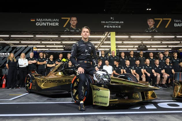 Maximilian Günther (GER, DS Penske) in the team group photo in the pit lane, FIA Formula E World Championship, Season 12, London E-Prix, August 14, 2026,