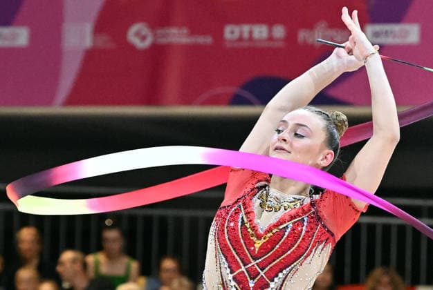August 14, 2026, xhbx, 2026 Rhythmic Gymnastics World Championships, from left: Tara Dragas, Italy, ribbon. DFL and DFB regulations prohibit any use of photographs as image sequences and or quasi-video. Frankfurt am Main