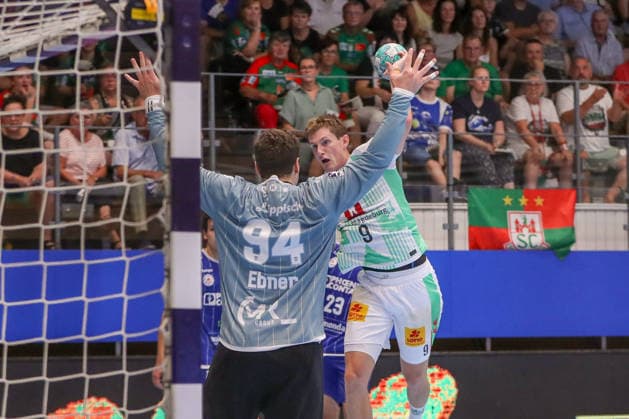 August 14, 2026, xgox, Handball Wartburg Cup: TBV Lemgo vs. Lippe SC Magdeburg, emspor; from left: Oskar Vind Rasmussen (Magdeburg), 9 takes a shot, goal scorer, scores a goal, Eisenach