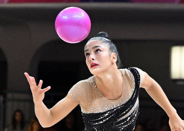 August 14, 2026, xhbx, 2026 Rhythmic Gymnastics World Championships, from left: Sofia Raffaeli, Italy, Ball, DFL, DFB. REGULATIONS PROHIBIT ANY USE OF PHOTOGRAPHS AS IMAGE SEQUENCES AND OR QUASI-VIDEO. Frankfurt am Main