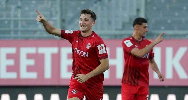 August 14, 2026, xfsx, Men s, Soccer, 2026–2027 Season, 3rd Division, Matchday 2: FC Würzburger Kickers vs. SV Wehen Wiesbaden; from left: Tim Kraus (FC Würzburger Kickers), Ivan Franjic, FC Würzburger Kickers, celebrating the goal, goal celebration, cheering after the goal that made it 2–0, Würzburg, AKON ARENA, Bavaria, Germany