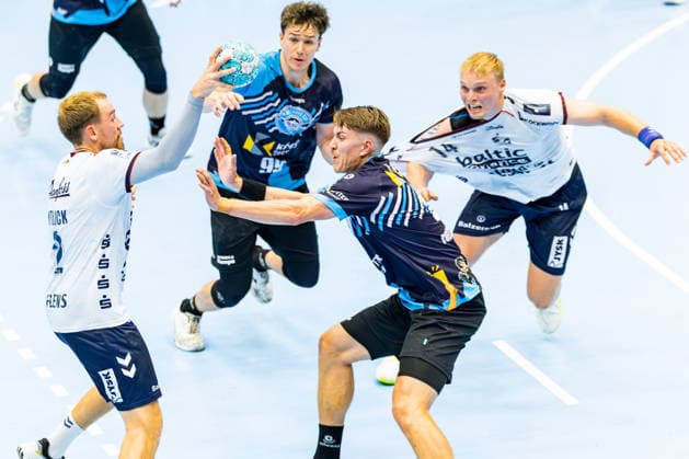 August 14, 2026, GER, Handball, Men, Season 26–27, Wartburg Cup presented by Koetter Security, ThSV Eisenach vs. SG Flensburg-Handewitt, Simon Pytlick (SG Flensburg-Handewitt), Oskar Joelsson (ThSV Eisenach), 3 99817 Eisenach, Werner Assmann Hall, Am Sportpark, Thuringia, Germany