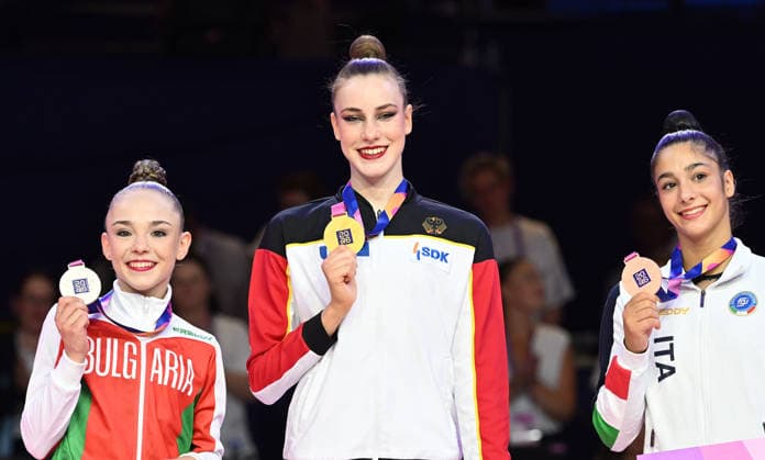 August 14, 2026, xhbx, 2026 Rhythmic Gymnastics World Championships, from left: Stiliana Nikolova (Bulgaria), Darja Varfolomeev, Germany; Sofia Raffaeli, Italy; Award Ceremony. DFL and DFB regulations prohibit any use of photographs as image sequences and or quasi-video. Frankfurt am Main