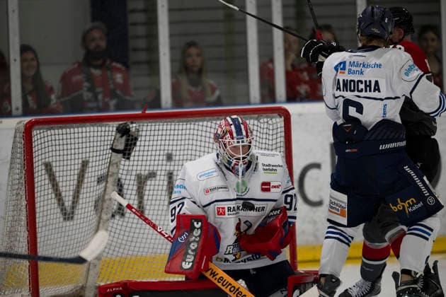 PENNY DEL 1 1 Exhibition Game: Kölner Haie vs. Iserlohn Roosters, Cologne, August 14, 2026; Andreas Jenike, Iserlohn Roosters, Goaltender, 92 PENNY DEL 1 1 Exhibition Game: Kölner Haie vs. Iserlohn Roosters on August 14, 2026, at KA2 in Cologne, Germany Copyright: xBEAUTIFULxSPORTS AndreasxDickx