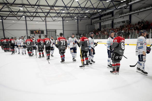 PENNY DEL 1 1 Exhibition Game: Kölner Haie vs. Iserlohn Roosters, Cologne, August 14, 2026 Markus Ljungh, Kölner Haie, Forward, 61 Emil Johansson, Iserlohn Roosters, Defenseman, 57 Maxi Kammerer, Kölner Haie, forward, 9 Luca Münzenberger, Kölner Haie, defenseman, 75 PENNY DEL 1 1 Exhibition Game: Kölner Haie vs. Iserlohn Roosters on August 14, 2026, at KA2 in Cologne, Germany Copyright: xBEAUTIFULxSPORTS AndreasxDickx
