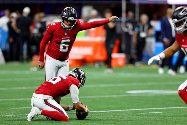 ATLANTA, GA - AUGUST 14: Nick Folk (6) of the Atlanta Falcons during during warmups before the Friday evening NFL, American Football Herren, USA preseason football game between the Atlanta Falcons and the Denver Broncos on August 14, 2026 at Mercedes-Benz Stadium in Atlanta, Georgia. (Photo by David J. Griffin Icon Sportswire) NFL: AUG 14 Broncos at Falcons EDITORIAL USE ONLY Icon9532608141009