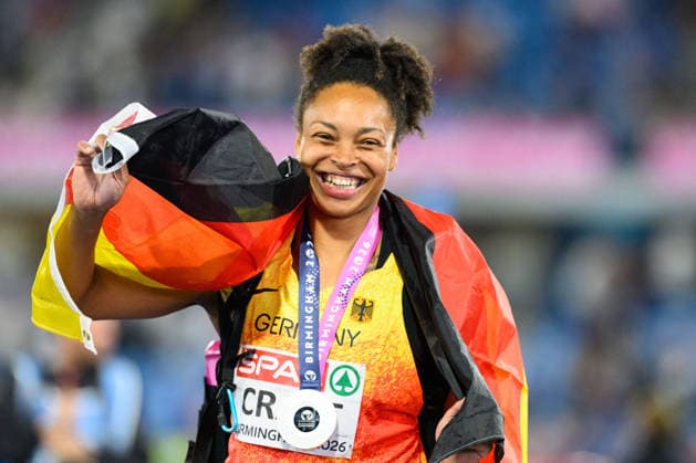 BIRMINGHAM, GREAT BRITAIN - August 14: Shanice Craft (Germany) with her silver medal after the discus throw final during the European Athletics Championships 2026 at Alexander Stadium in Birmingham, Great Britain (Photo by Sven Beyrich Sports Press Photo) Copyright: xSvenxBeyrich SportsxPressxPhotox Sportspressphoto_SPR206521