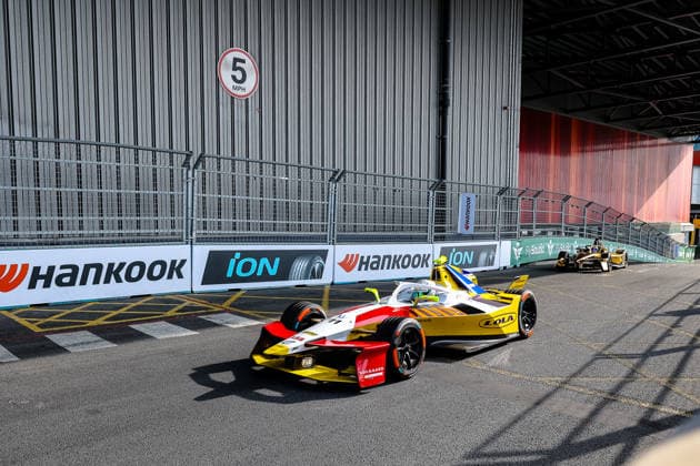 Lucas di Grassi, Lola Yamaha ABT Formula E Team, 11th in Free Practice 2, ABB FIA Formula E World Championship, London e-Prix 2026, United Kingdom, Season 12 (2025–26), Round 16, July 15, 2026, ABB FIA Formula E World Championship, 2026 London ePrix, United Kingdom, Season 12 (2025–26), Round 16, July 15, 2026, London Copyright: xEibner-Pressefoto LauraxRoemerx EP_LRR