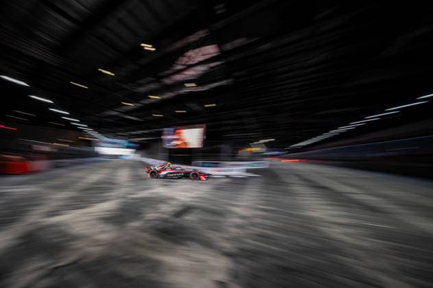 Nyck de Vries driving for MAHINDRA RACING Formula E Team during free practice in the London E-Prix at the ExCel Centre, London Docklands, UK on 15 August 2026. Copyright: xPhilxHutchinsonx 45350014
