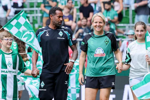 Werder Bremen head coach Daniel Thioune and assistant coach Fritzy Kromp will be introduced to the fans at the Tach der Fans event during the friendly match between Werder Bremen and AJ Auxerre at the Weserstadion on August 15, 2026, in Bremen, Germany Photo by Marco Steinbrenner, DeFodi Images Coach Daniel Thioune of Werder Bremen and Coach Fritzy Kromp of Werder Bremen are introduced to the spectators at the Tach der Fans event during the friendly match between Werder Bremen and AJ Auxerre at the Weserstadion on August 15, 2026 in Bremen, Germany. Photo by Marco Steinbrenner, DeFodi Images. Photo by Marco Steinbrenner, DeFodi Images