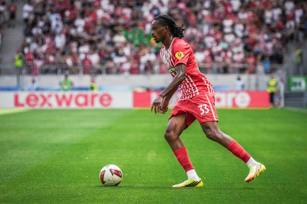 Friendly Match: SC Freiburg vs. Crystal Palace, August 15, 2026; Jordy Makengo (SC Freiburg), No. 33, in possession of the ball; Friendly Match: SC Freiburg vs. Crystal Palace, Europa-Park Stadium, August 15, 2026 DFB and DFL regulations prohibit any use of photographs as image sequences and or quasi-video. Copyright: xBEAUTIFULxSPORTS Boscox