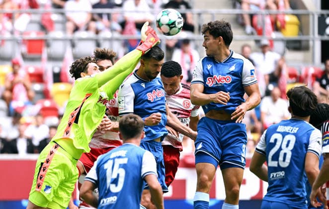 Düsseldorf, Germany, 3. Liga, Matchday 2, Merkur Spiel Arena Düsseldorf, Fortuna Düsseldorf vs. TSG Hoffenheim II Lukas Petersson HOF, Klaus Gjasula HOF, Sean Dulic HOF Action