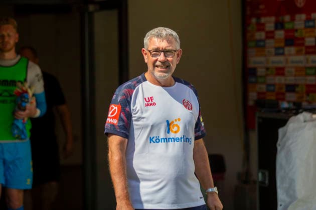 GER, Mainz, Soccer, Friendly Match, FSV Mainz 05 vs. AFC Bournemouth (pictured, from left): Urs Fischer, Head Coach of FSV Mainz 05, August 15, 2026, MEWA Arena, Mainz. DFL and DFB regulations prohibit any use of photographs as image sequences and or quasi-video, Copyright: HMBxMedia PaulxFritz