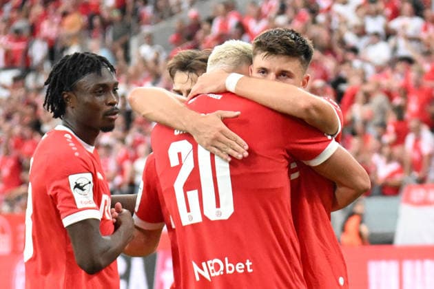 Semir Telalovic (Essen 17) celebrates with his teammates after scoring the 1-0 goal on August 15, 2026 ¢ Soccer ¢ Rot Weiss Essen vs. TSV Havelse, Essen Stadium, Essen, DFB and DFL regulations prohibit any use of photographs as image sequences and or quasi-video. NRW, Germany Copyright: xpepphotox xHorstxMauelshagenx pep00321, pep_20260815_hm_398759