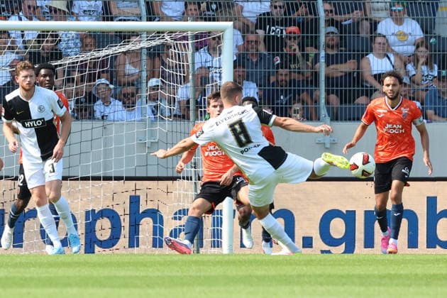 August 15, 2026, xrekx, Soccer Friendly Match, SV Elversberg vs. FC Lorient: Lukasz Poreba scores the 1–0 goal for SV 07 Elversberg. DFL and DFB regulations prohibit any use of photographs as image sequences and or quasi-video. Elversberg