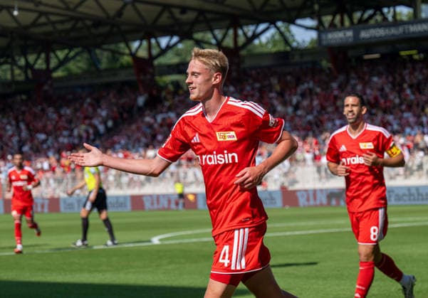 Soccer, Men s, 2026–2027 season, Friendly match, 1. FC Union Berlin vs. Ipswich Town, from left: Zeno Van Den Bosch (1. FC Union Berlin), Rani Khedira (1. FC Union Berlin), celebration after the 1–0 goal, August 15, 2026, Copyright: xSebastianxRäppold MatthiasxKochx