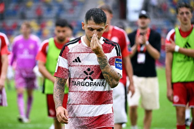 Düsseldorf, Germany, 3. Liga, Matchday 2, Merkur Spiel Arena Düsseldorf, Fortuna Düsseldorf vs. TSG Hoffenheim II 0–2 Matthias Zimmermann F95 after the match: Disappointment, Frustration, Action