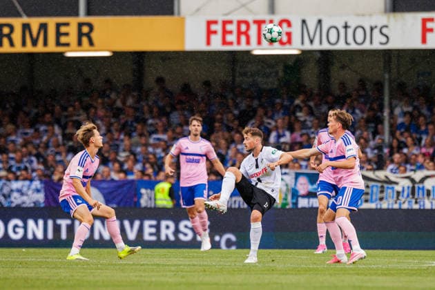 L R Jakib Bookjans, MSV Duisburg, 07, Yari Otto SC Verl, 17, Moritz Broni Kwarteng 1 FC Magdeburg, 10 GER, SC Verl vs. MSV Duisburg, Soccer, 3rd Division, Matchday 2, 2026–2027 Season, August 15, 2026 DFL regulations prohibit the use of photographs as image sequences and or quasi-video GER, SC Verl vs. MSV Duisburg, Soccer, 3rd League, Matchday 2, 2026–2027 season, August 15, 2026, Verl Copyright: xEibner-Pressefoto JanxRollingerx EP_JSK