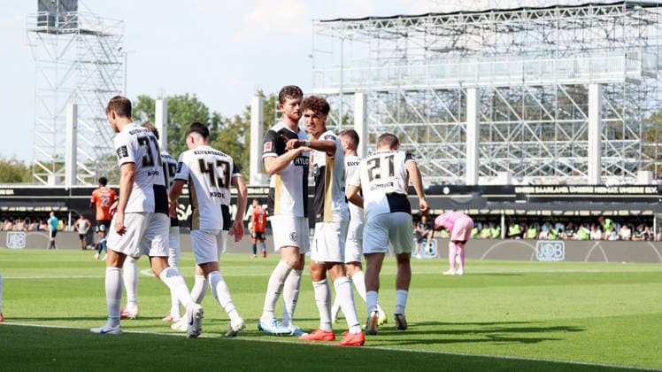 August 15, 2026, xrekx, Soccer Friendly Match, SV Elversberg vs. FC Lorient – Goal celebration after Noah Darvich scored the 2–1 goal for SV 07 Elversberg. DFL and DFB regulations prohibit any use of photographs as image sequences and or quasi-video. Elversberg
