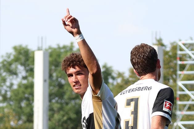 August 15, 2026, xrekx, Soccer Friendly Match, SV Elversberg vs. FC Lorient – Goal celebration after Noah Darvich scored the 2–1 goal for SV 07 Elversberg. DFL and DFB regulations prohibit any use of photographs as image sequences and or quasi-video. Elversberg