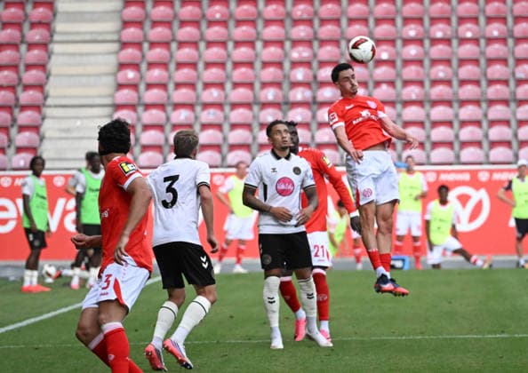 August 15, 2026, xsltx, Soccer Friendly Match, FSV Mainz 05 vs. AFC Bournemouth, featuring Anthony Caci 1. FSV Mainz 05 jumps the highest. DFL and DFB regulations prohibit any use of photographs as image sequences and or quasi-video.