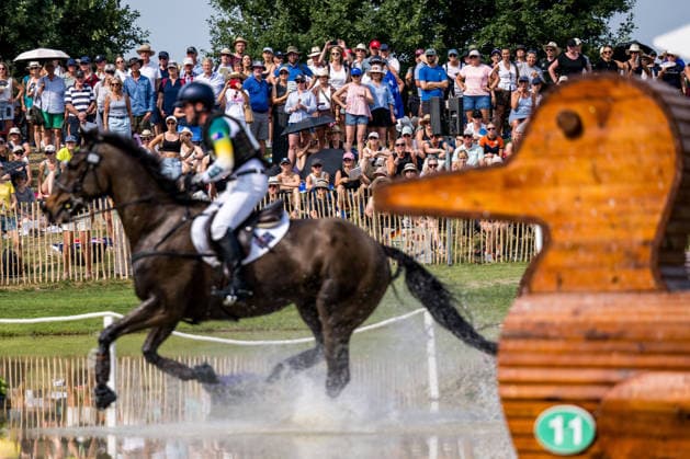August 15, 2026: Spectators in the stands during the Eventing Cross Country on Day 5 of the 2026 FEI World Championships, 2026 in Aachen. Photo by Emma Wallskog. BILDBYRAN code EW EW0685 equestrian sports riding 2026 World Championships 2026 FEI World Championships bbeng equestrian sports World Championships eventing cross-country riding cross-country spectators  Copyright: EMMAxWALLSKOG BB260815EW083