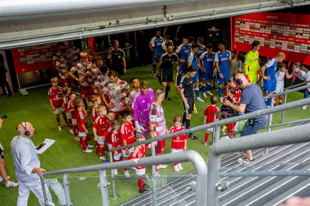 August 15, 2026, xkkux, Soccer, Fortuna Düsseldorf vs. TSG 1899 Hoffenheim II, 3. Liga, MERKUR SPIEL ARENA, Matchday 2, 2026–2027 Season. The teams entering the field. DFB regulations prohibit any use of photographs as image sequences and or quasi-video. North Rhine-Westphalia, Germany