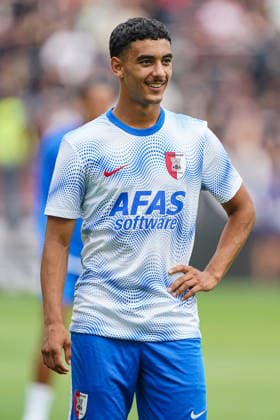 2026-8-15 FC Utrecht v AZ Alkmaar - Dutch Vriendenloterij Eredvisie UTRECHT, NETHERLANDS - AUGUST 15: Ayoub Oufkir of AZ Alkmaar warms up during the Dutch Vriendenloterij Eredvisie match between FC Utrecht and AZ Alkmaar at Stadion Galgenwaard on August 15, 2026 in Utrecht, Netherlands. Utrecht Stadion Galgenwaard Netherlands Content not available for redistribution in The Netherlands directly or indirectly through any third parties. Copyright: xAndrexWeeningx
