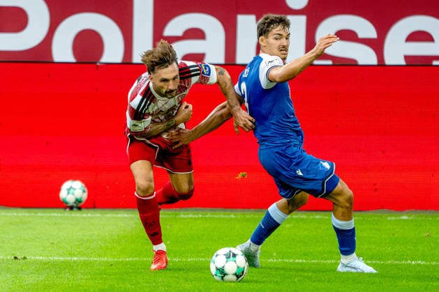 August 15, 2026, xkkux, Soccer, Fortuna Düsseldorf vs. TSG 1899 Hoffenheim II, 3. Liga, MERKUR SPIEL ARENA, Matchday 2, 2026–2027 Season: Fabian Schleusener of Fortuna Düsseldorf (No. 24) in a tackle against Sean Dulic of TSG Hoffenheim II (No. 03). DFB regulations prohibit any use of photographs as image sequences and or quasi-video. North Rhine-Westphalia, Germany