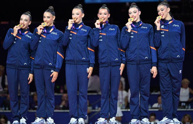 August 15, 2026, xhbx, 2026 Rhythmic Gymnastics World Championships, from left: Team, Group, Spain, Spain, Group All-Around Final Medal Ceremony, 1st place, Gold, Frankfurt am Main
