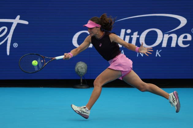 August 15, 2026, Mason, Oh, USA: Cincinnati Open Tennis 2026 - Zeynep Sonmez plays a ball against Amanda Anisimova. ZUMAPress Mason USA - ZUMAn24_ 20260815_zaf_n24_004 Copyright: xWallyxNellx