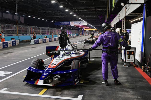 Pascal Wehrlein (GER) in a Porsche 94 and Antonio Felix da Costa (POR) in a Jaguar during a fast-charge pit stop, Race 1, FIA Formula E World Championship, Season 12, London E-Prix, August 15, 2026, Excel Exhibition Center
