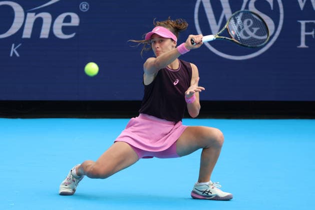 August 15, 2026, Mason, Oh, USA: Cincinnati Open Tennis 2026 - Zeynep Sonmez plays a ball against Amanda Anisimova. ZUMAPress Mason USA - ZUMAn24_ 20260815_zaf_n24_046 Copyright: xWallyxNellx