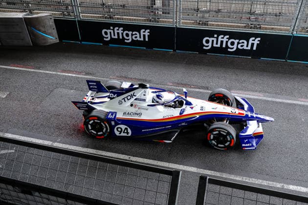 Pascal Wehrlein, Porsche Formula E Team, No. 94 during the race, ABB FIA Formula E World Championship, 2026 London e-Prix, United Kingdom, Season 12 (2025–26), Round 16, July 15, 2026, ABB FIA Formula E World Championship, London e-Prix 2026, United Kingdom, Season 12 (2025–26), Round 16, July 15, 2026, London Copyright: xEibner-Pressefoto LauraxRoemerx EP_LRR