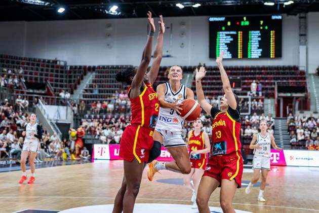 Basketball Ludwigsburg, August 15, 2026; DBB Women s National Team 2026; Friendly Match: Germany (GER) vs. Spain (ESP); Alexandra Wilke, Germany, No. 03