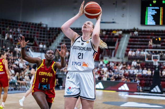Basketball Ludwigsburg, August 15, 2026; DBB Women s National Team 2026; Friendly Match: Germany (GER) vs. Spain (ESP); Marie Gülich, Germany, No. 21 Gulich