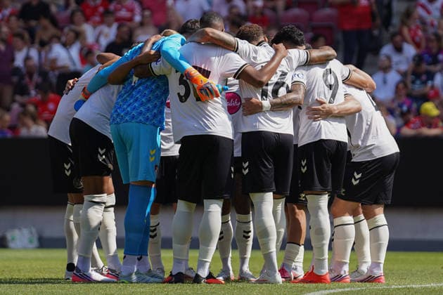 Germany Soccer Friendly Match 1: FSV Mainz 05 vs. AFC Bournemouth at Mewa Arena, Mainz—Team Photo, Wide Shot of AFC Bournemouth Copyright: xTobiasxWentzellx