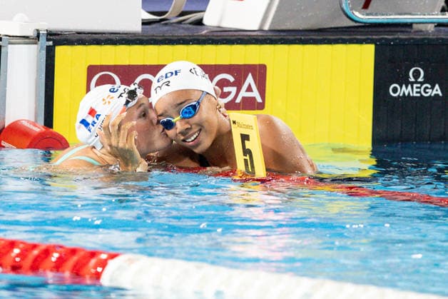 European Aquatics Championships Swimming Day 6 Pauline Mahieu, Mary-Ambre Moluh during European Aquatics Championships Swimming Day 6 in Paris, France, on August 15, 2026 Paris France  Copyright: xFotoxOlimpikx originalFilename:jastrzebowski-european260814_np2fc