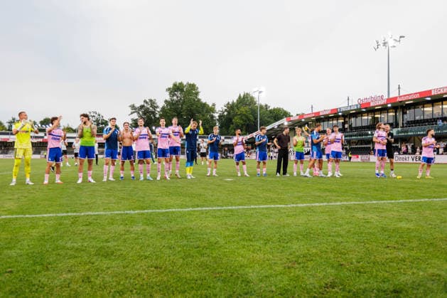 The MSV Duisburg team celebrates their 2–4 victory after the final whistle. GER, SC Verl vs. MSV Duisburg, Soccer, 3rd Division, Matchday 2, 2026–2027 season, August 15, 2026 DFL regulations prohibit any use of photographs as image sequences and or quasi-video GER, SC Verl vs. MSV Duisburg, Soccer, 3rd League, Matchday 2, 2026–2027 season, August 15, 2026, Verl Copyright: xEibner-Pressefoto JanxRollingerx EP_JSK