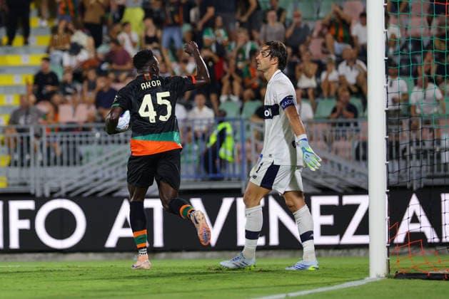 Venezia s Akor Adams during the Frecciarossa Italian Cup 2026 2027 Round of 32 soccer match between Venezia and Modena at Penzo stadium in Venice, Italy - August 15, 2026 - Soccer  Copyright: xMattiaxRadoni LaPressex