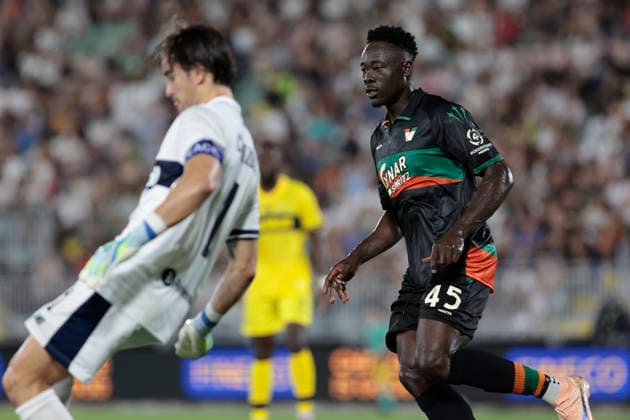 Venezia s Akor Adams during the Frecciarossa Italian Cup 2026 2027 Round of 32 soccer match between Venezia and Modena at Penzo stadium in Venice, Italy - August 15, 2026 - Soccer  Copyright: xMattiaxRadoni LaPressex