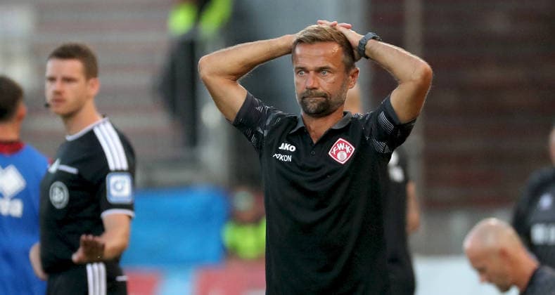 August 14, 2026, xfsx, Men s, Soccer, 2026–2027 Season, 3rd Division, Matchday 2: FC Würzburger Kickers vs. SV Wehen Wiesbaden; from left: Coach Michael Schiele of FC Würzburger Kickers looking disappointed; disappointment; single frame; Würzburg AKON ARENA; Bavaria, Germany