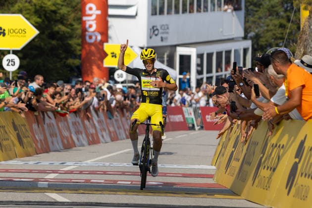87th Volta A Portugal - 9th Stage Alexis Guerin of France and the Anicolor-Campicarn Cycling Team celebrates his win on the stage during the 9th stage from Paredes to Mondim de Basto Sra da Graca of the Volta a Portugal 2026 in Fafe, Portugal, on August 15, 2026. Mondim de Basto Braga Portugal  Copyright: xMiguelxLemosx originalFilename:lemos-87thvolt260815_np4UX