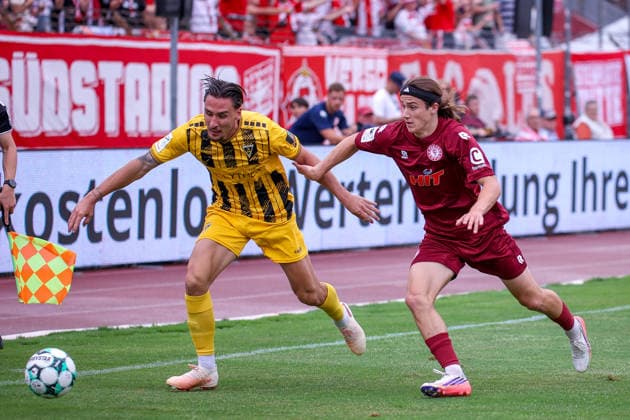 August 15, 2026, xsefx, Soccer, SC Fortuna Köln vs. TSV Alemannia Aachen, 3rd Division, Südstation, Matchday 2, 2026–2027 Season: Petros Bagalianis of Alemannia Aachen 02 in a tackle against Bennit Bröger of Fortuna Cologne 38. DFB regulations prohibit any use of photographs as image sequences and or quasi-video. North Rhine-Westphalia, Germany