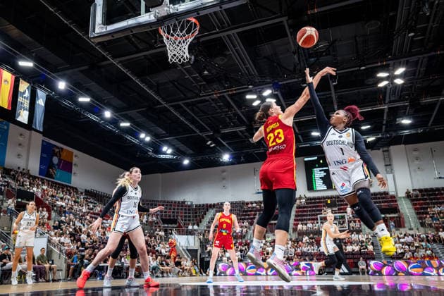 Basketball Ludwigsburg, August 15, 2026; DBB Women s National Team 2026; Friendly Match: Germany (GER) vs. Spain (ESP); Alexis Peterson, Small Forward, Germany, No. 01; Nerea Hermosa, Spain, No. 23