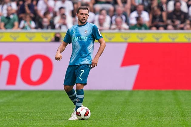 August 15, 2026, xydrx, Men s, Soccer, Season Opener, Borussia Mönchengladbach vs. Aston Villa, 2026–2027 Season, ista, Borussia Park, Kevin Stoeger, Borussia Mönchengladbach, 7. DFB regulations prohibit any use of photographs as image sequences and or quasi-video. Copyright: HMBxMedia YannisxDreimann