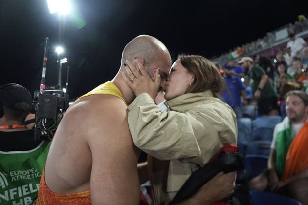 Birmingham, Track and Field, Athletics, EAA, 2026 European Athletics Championships in Birmingham, August 10–16, 2026, Alexander Stadium, Birmingham, Great Britain, Men’s Javelin Throw, Javelin Throw Men’s Final, Julian Weber, Germany (GER), a kiss from his girlfriend Celine, Copyright Gladys Chai von der Laage