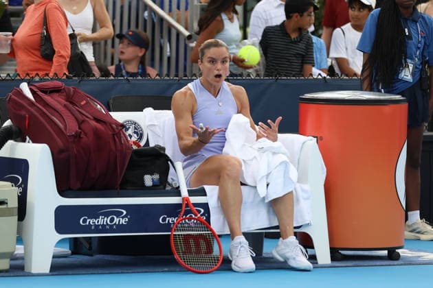 MASON, OHIO - AUGUST 15: Maria Sakkari of Greece reacts to a play during day five of the Cincinnati Open at the Lindner Family Tennis Center on August 15, 2026 in Mason, Ohio. Copyright: xShainaxBenhiyoun SPPx Sportspressphoto_SPR208055